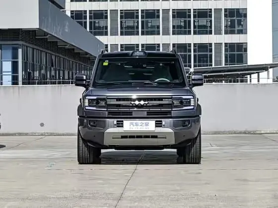 Bao 5 2025 210KM Yunnian Qiankun Ultra+ Edition, Полный привод