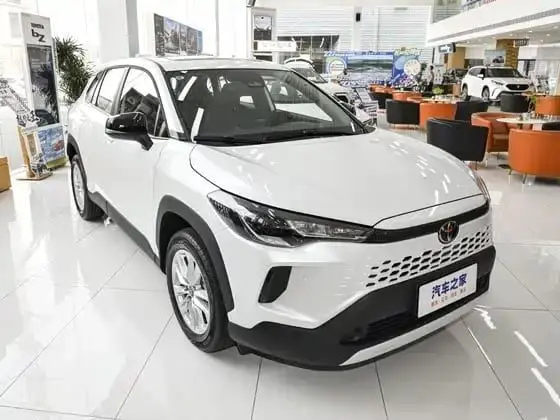 Toyota Frontlander 2026 2.0L Люкс Вариатор Передний привод