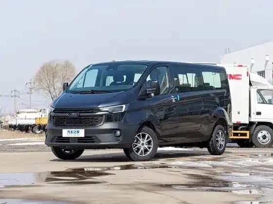 Transit двойная шина 2024 T8 2.3T Дизель АКПП, длинная база, средняя крыша, 15 мест, задний привод
