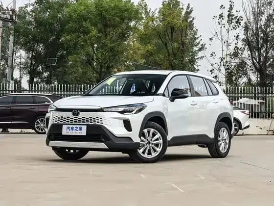 Toyota Frontlander 2026 2.0L Гибрид Пионер Вариатор Передний привод