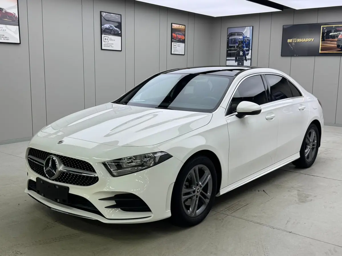 Mercedes-Benz A-класс, 2022 модельного года, A 180 L, спортивный седан