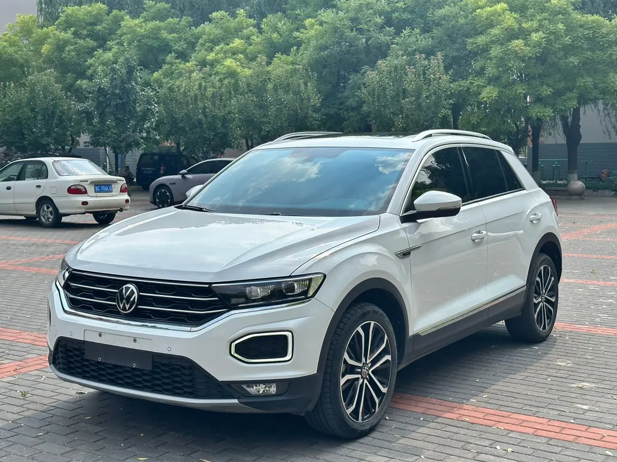 Volkswagen T-Roc 2021 (рестайлинг), 280 TSI, DSG, 2WD, Люкс