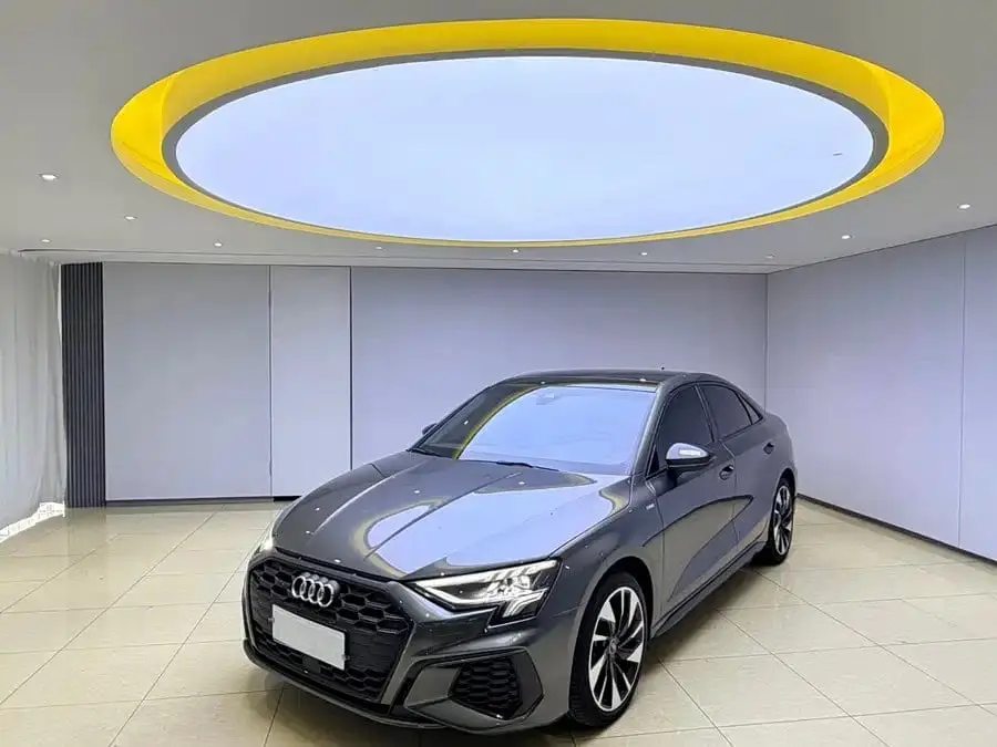 Audi A3 2022 A3L Limousine 35 TFSI Sport Fashion 1.4T АКПП Передний привод (Седан удлинённой версии)