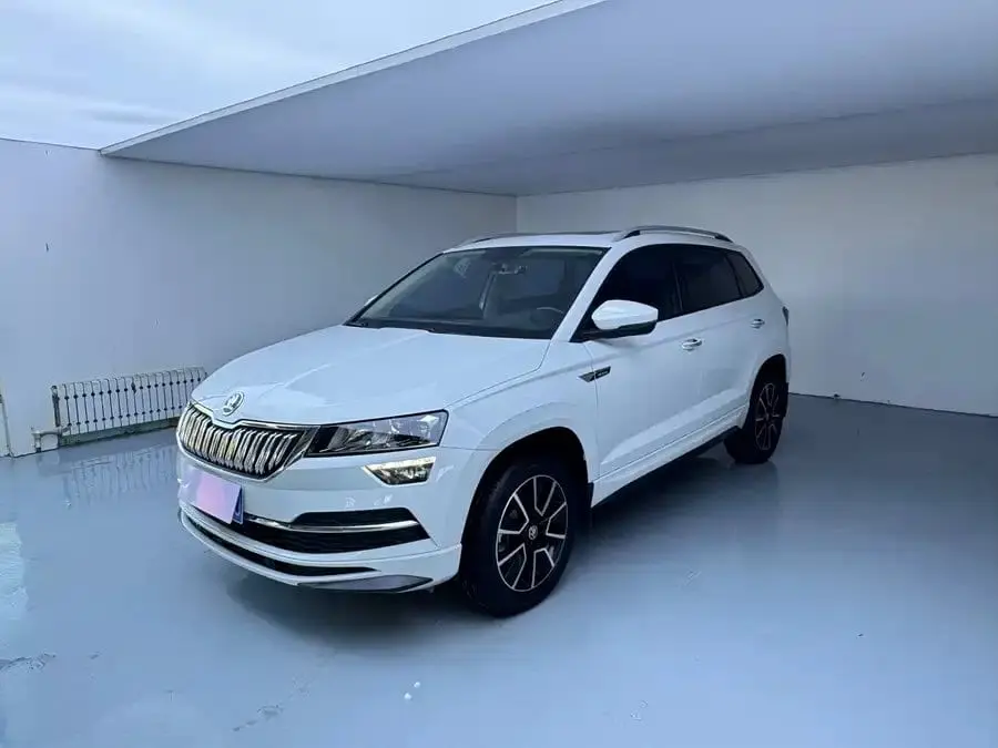 Skoda Karoq 2023 TSI280 Prestige Edition 1.4T АКПП Передний привод