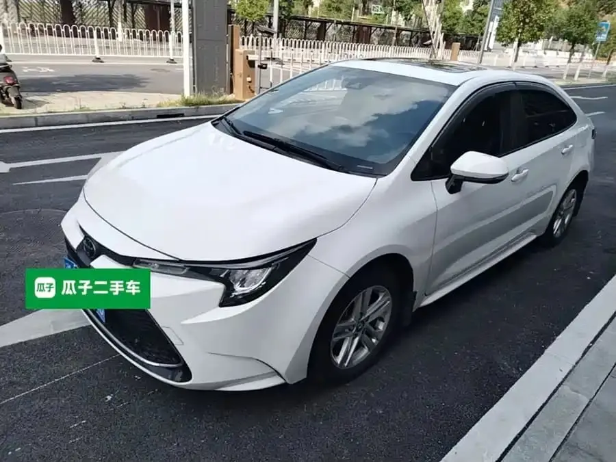 Toyota Levin, 2022 модельный год, 185T, CVT, комплектация Luxury Edition, 1.2L, автоматическая КПП, передний привод