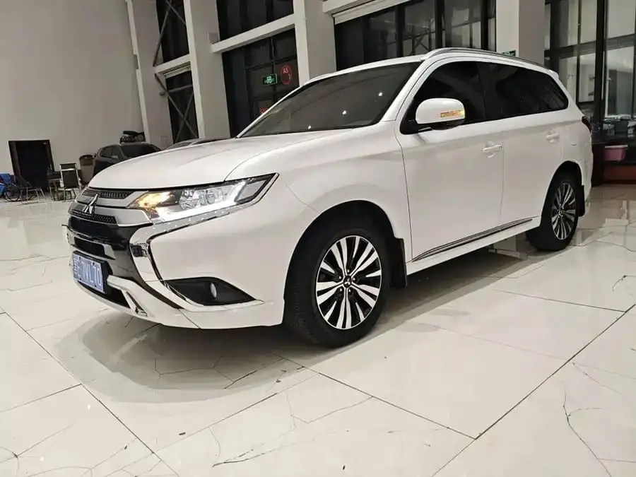 Mitsubishi Outlander, 2021 модельный год, комплектация Yaodong, 5 мест, 2.0L, CVT, автоматическая КПП, передний привод