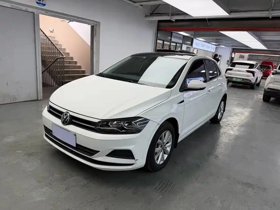 Volkswagen Polo, 2023 модельный год, Plus, 1.5L (113 л.с.), 6-ст. АКПП, передний привод