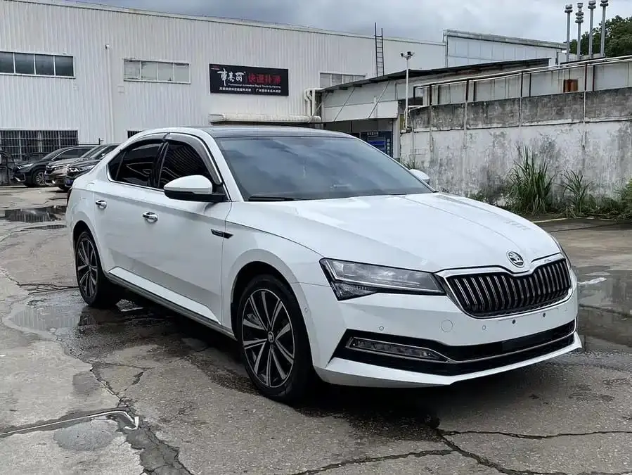 Škoda Superb, 2022 модельный год, TSI280, 1.4T (150 л.с.), DSG, передний привод