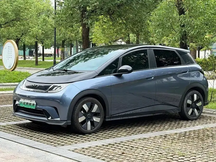 BYD Dolphin, 2024 модельный год, электромобиль (177 л.с.), передний привод, 401 км