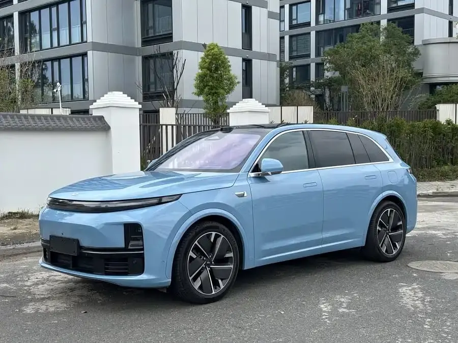Li Auto L7, 2025 модельный год, EREV (286 км), 154 л.с., автоматическая, полный привод