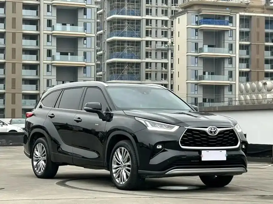 Toyota Highlander, 2024 модельный год, интеллектуальный гибрид 2.5L (189 л.с.), автоматическая, полный привод, 7 мест