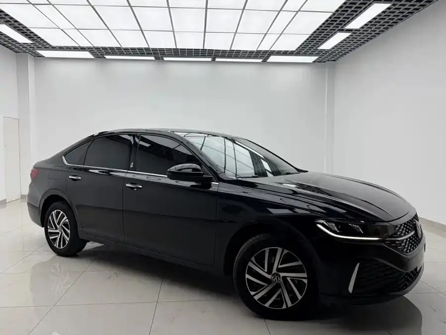 Volkswagen Lavida 2023, 1.5L (110 л.с.), передний привод