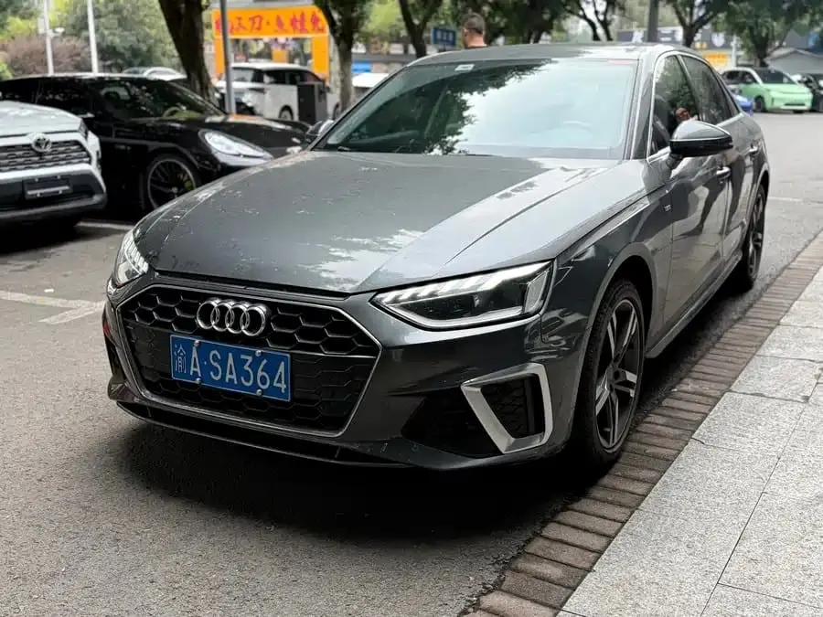 Audi A4L 2022, 2.0T (190 л.с.), передний привод