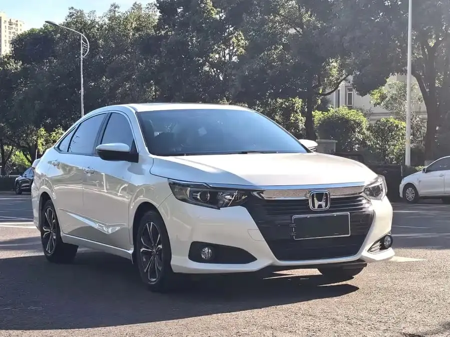 Honda Crider 2022, 1.0T (122 л.с.), передний привод