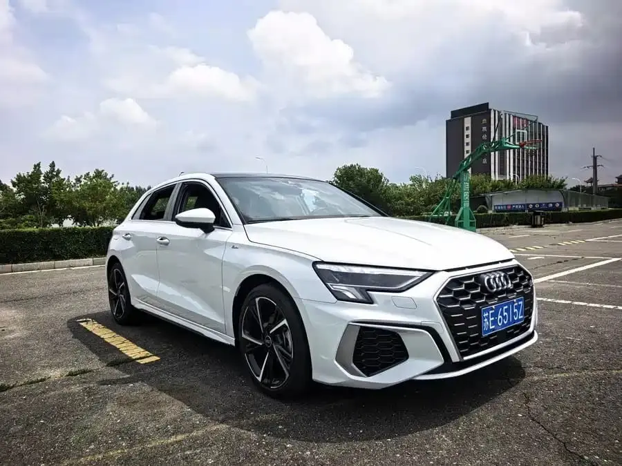 Audi A3 Sportback 2023, 1.4T (150 л.с.), передний привод