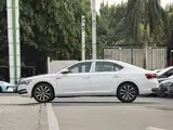 Skoda Superb 2025 TSI280 DSG Премиум Передний привод 4