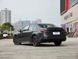 Camry 2026 2.0L Гибрид Лучезарный Передний привод 7