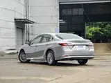 Camry 2026 2.0L Гибрид Элита Передний привод 5