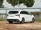 Granvia 2026 2.5L Гибрид Знатный PLUS Передний привод 6
