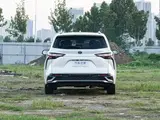 Granvia 2026 2.5L Гибрид Знатный PLUS Полный привод 7