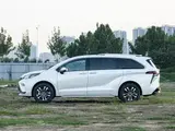 Granvia 2026 2.5L Гибрид Знатный PLUS Полный привод 4
