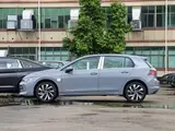 Volkswagen Golf 2026 300TSI 1.5Т DSG Передний привод 2