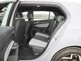 Volkswagen Golf 2026 300TSI 1.5Т R-Line DSG Передний привод 12