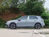 Volkswagen Golf 2026 300TSI 1.5Т R-Line DSG Передний привод 4