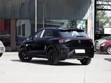 Volkswagen T-Roc 2026 300TSI 1.5Т Starlight DSG Передний привод 6