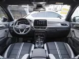 Volkswagen T-Roc 2026 300TSI 1.5Т Starlight DSG Передний привод 8