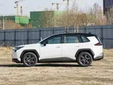 Toyota RAV4 2.0L Люкс Вариатор Полный привод 6