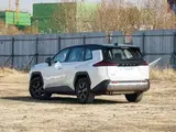 Toyota RAV4 2.0L Люкс Вариатор Полный привод 4