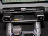 Toyota RAV4 2.0L Люкс Вариатор Передний привод 9