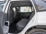 Toyota RAV4 2.0L Люкс Вариатор Передний привод 12