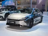 Toyota Corolla 2026 1.8L Гибрид Пионер Вариатор Передний привод 1