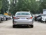 Camry 2.0L Бензин Передний привод 7