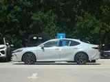 Camry 2026 2.0L Гибрид Знатный Передний привод 4