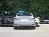Camry 2026 2.0L Гибрид Знатный Передний привод 7