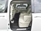 Sienna 2027 2.5L Гибрид Платинум Передний привод 12