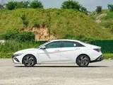Hyundai Elantra 2023 1.5L CVT GLX Экзекутив Передний привод 4