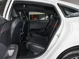 MG5 2026 180DVVT Global Luxury Edition 1.5L AKPP Peredniy privod 11