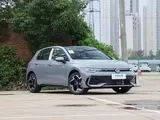 Volkswagen Golf 2026 300TSI 1.5Т R-Line DSG Передний привод 1