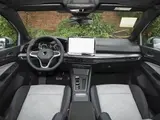 Volkswagen Golf 2026 300TSI 1.5Т R-Line DSG Передний привод 8