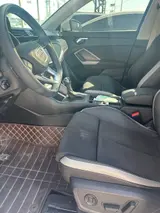 Audi Q3 2022 модельного года, 35 TFSI, комплектация «Спортивная» 12