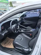 Hyundai Elantra, 2023 модельного года, 1.5L, комплектация «Элитная» (GLX) 12
