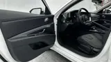 Hyundai Elantra, 2023 модельного года, 1.5L CVT GLX, комплектация «Элитная» 13