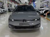 Volkswagen Golf 2023 модельного года, 280 Pro, с опциональными электроприводом сидений, памятью сидений, контурной подсветкой салона 10