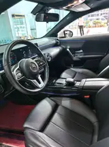 Mercedes-Benz A 180 L 8