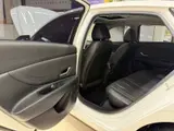 Hyundai Elantra, 2022 модельного года, 1.5L CVT LUX, комплектация «Люкс» 19