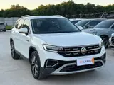 Volkswagen Tayron, 2023 модельного года, 280TSI, передний привод, комплектация Deluxe Plus 3